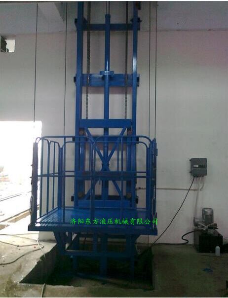 15148604757588.jpg 导轨式升降机